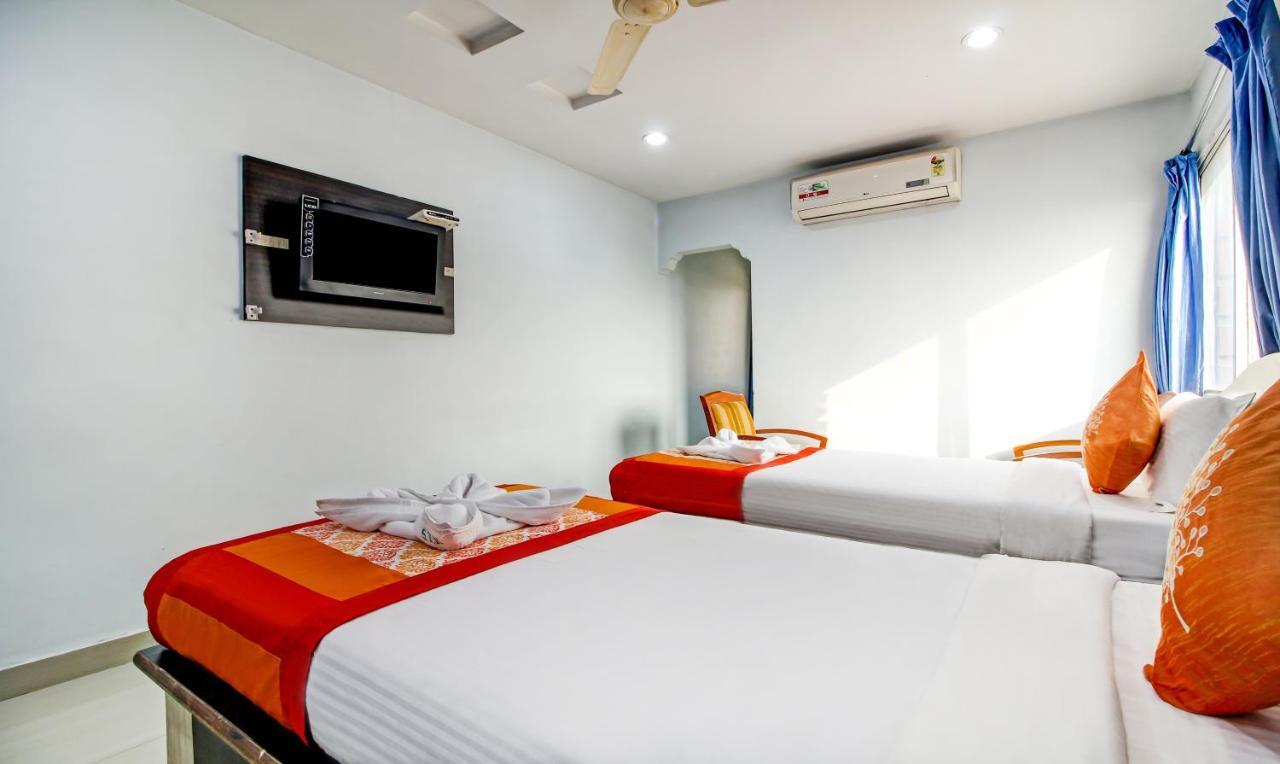 Hotel S Y N Residency Хидерабад Екстериор снимка